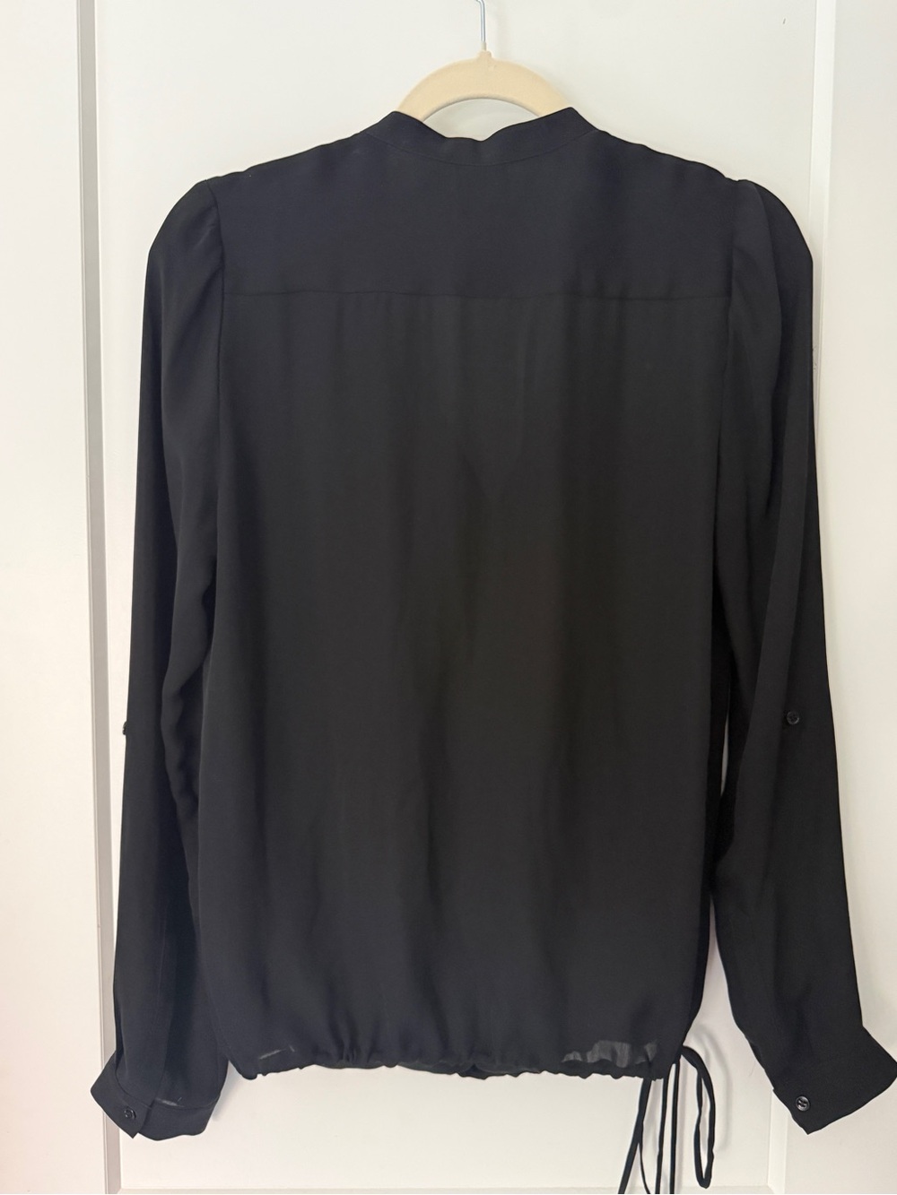 Haute Hippie 100% Silk Faux Wrap Tie Neck Blouse Black Size M Drawstring Hem - Picture 4 of 10